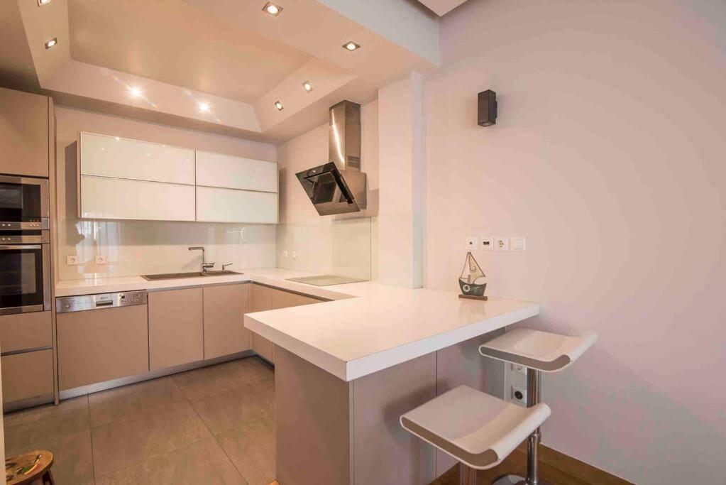 Luxury Living Apartment Athens Exterior photo
